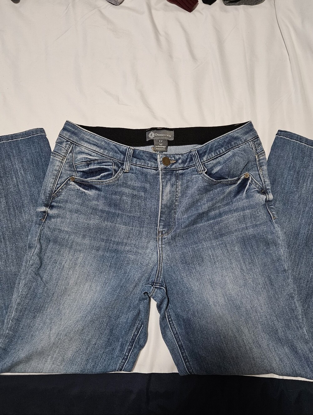Democracy High Rise AB Technology Straight Leg Denim Jeans - Size 14